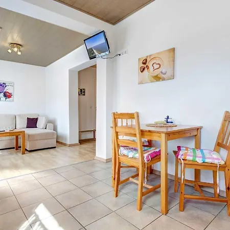 Ferienwohnung Segebrecht 3 Appartamento Zirchow